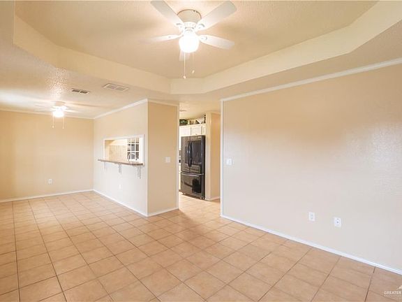 3rd image of 2651 Meadow View Dr