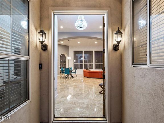 4th image of 5319 E Woodridge Drive