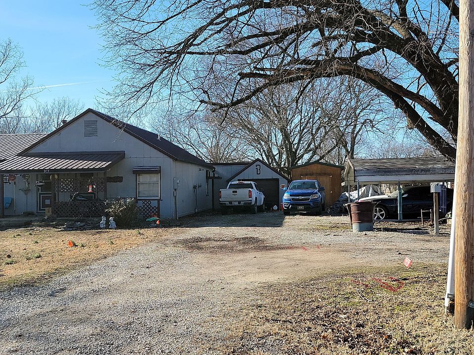 902 N 8th St, Humboldt, KS 66748 Zillow