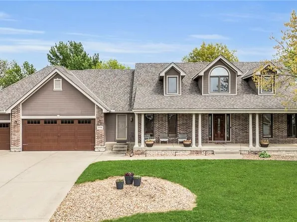 17776 157th St, Basehor, KS 66007