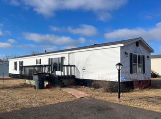 5070 Alpine Dr, Hermantown, MN 55811