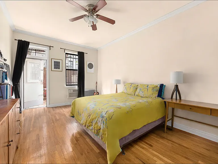 405 E 82nd St #1K — Photo 1