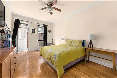 405 East 82nd Street, #1K