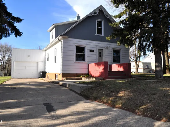 107 Burleigh Rd, Wilton, ND 58579