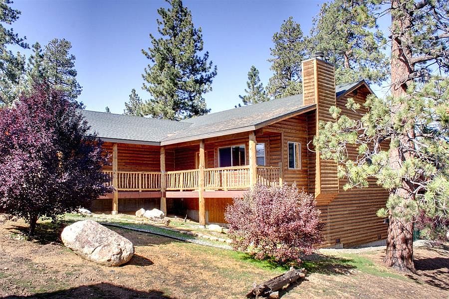 Exterior Rear