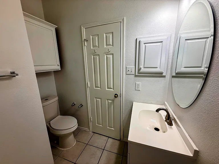 9736 Indian Canyon Dr — Photo 15