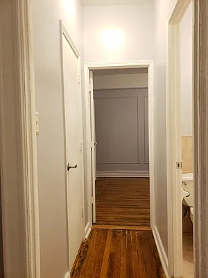 Rented by Lang Realty LLC | media 4