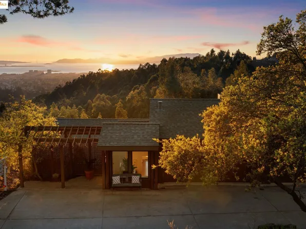 6049 Skyline Blvd, Oakland, CA 94611