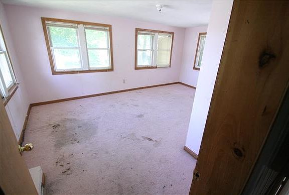 5th image of 507 Central Ave N
