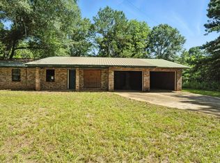 1087 James Community Rd, McComb, MS 39648