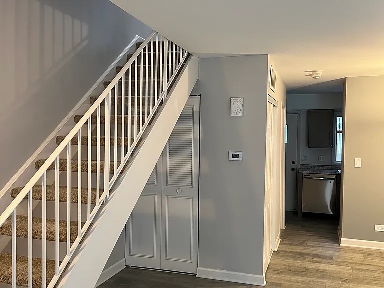 6205 Kit Carson Dr — Photo 3