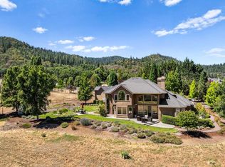 3944 Jonathan Way, Central Point, OR 97502