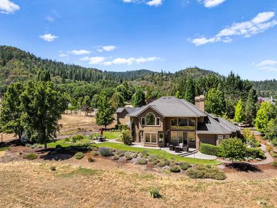 3944 Jonathan Way, Central Pt, OR, 97502