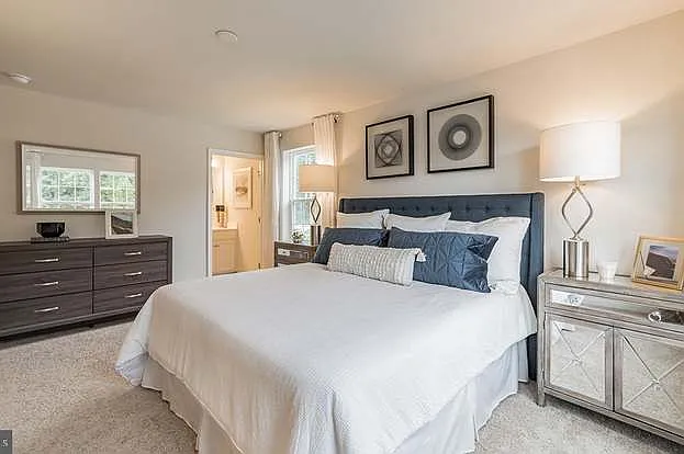 10 Peregrine Way — Photo 31