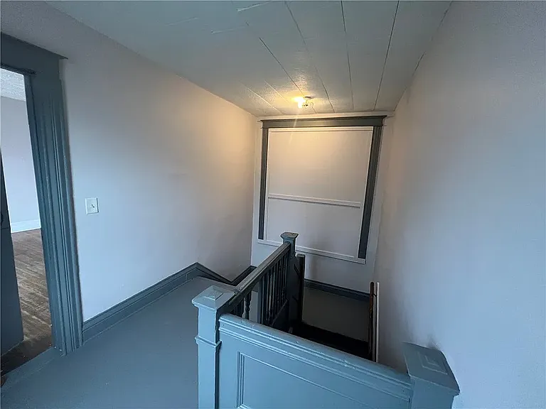 445 Flint St — Photo 3