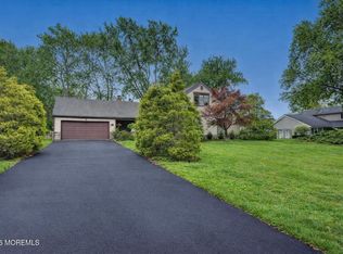 32 Ethan Allen Rd, Freehold, NJ 07728