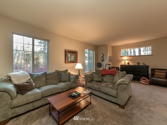 2nd image of 225 Sagebrook Lane