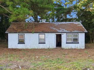 627 Miriam St, Kinston, NC 28504