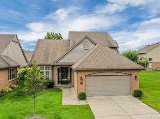 43585 Perignon Dr, Sterling Heights, MI 48314