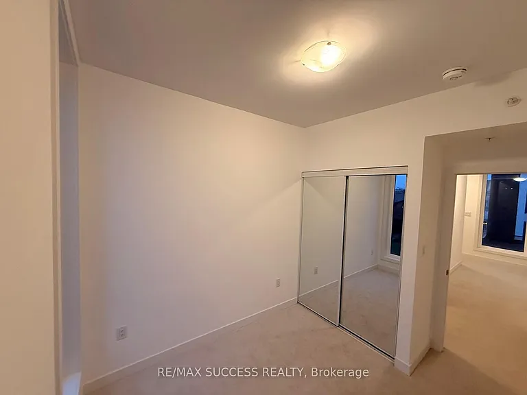 188 Angus Dr #18 — Photo 12