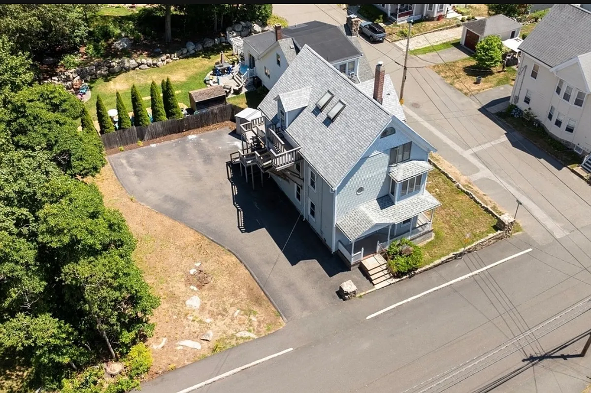 Building Photo - 29 Harrison Ave #1