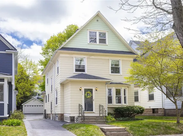 270 Field St, Rochester, NY 14620