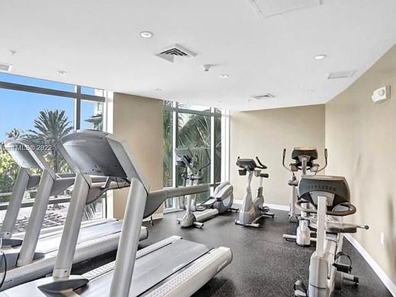 4th image of 1755 E Hallandale Beach Blvd Unit 1506E