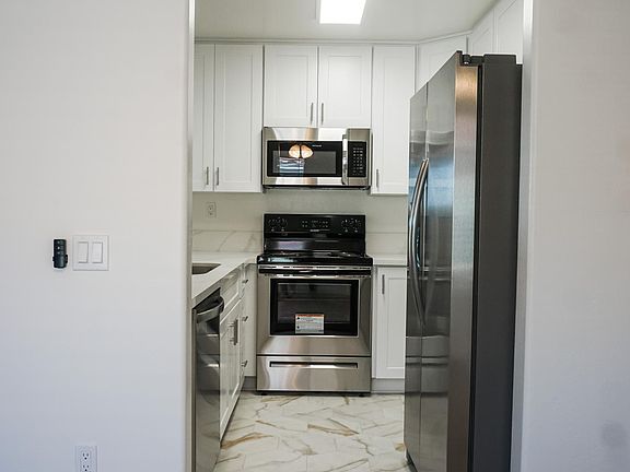 4th image of 2012 Coolidge St APT 94