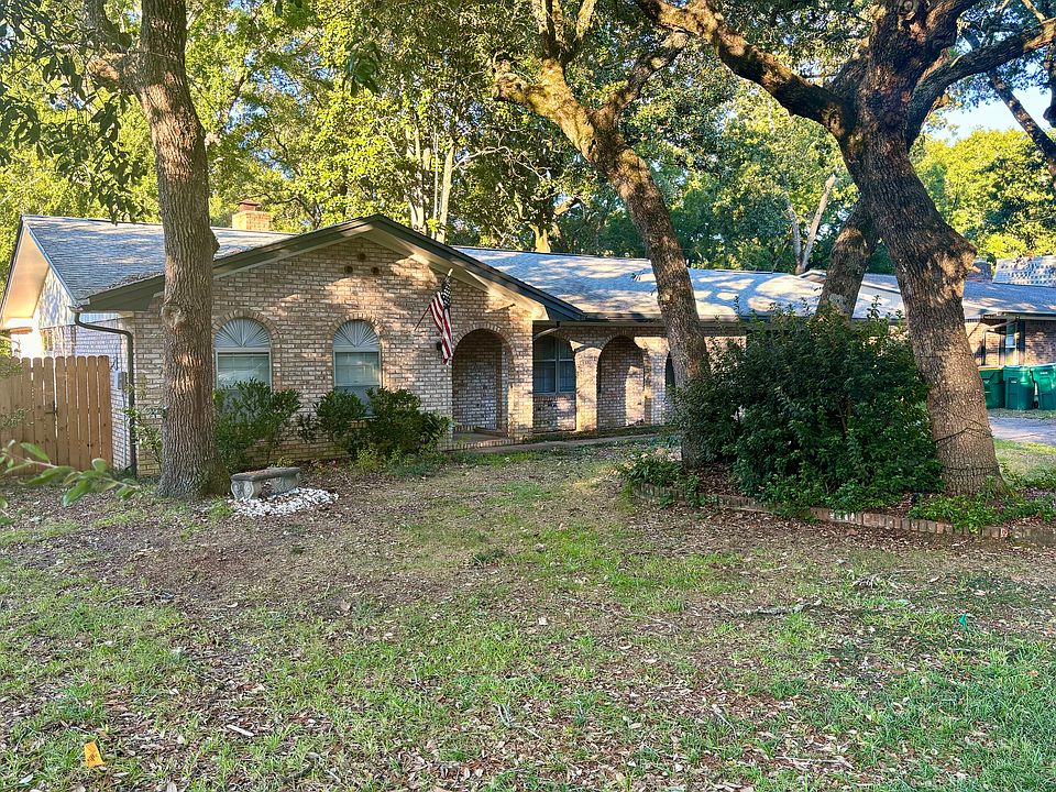1st image of 2444 Duncan Dr