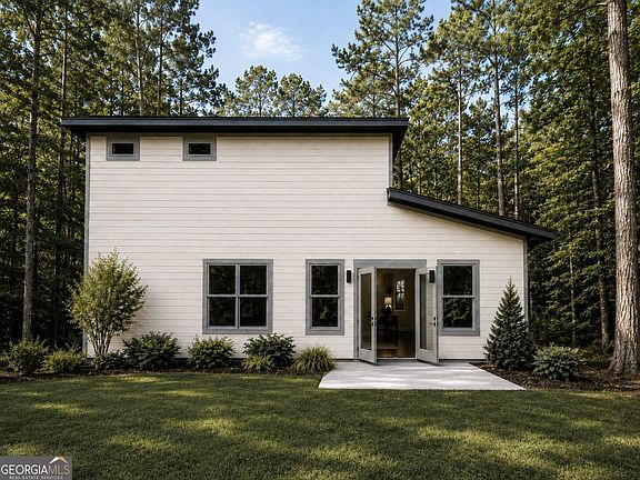 2nd image of 1351 Southgate Dr