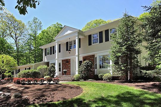 West Gate Colonial Jewel