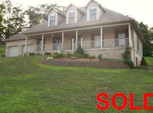 18 W Blue Spruce Dr, Santa Claus, IN 47579