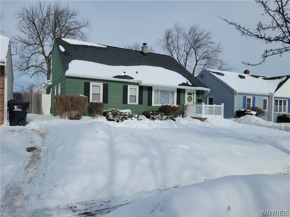46 Cleveland Dr, Buffalo, NY 14223