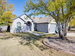 309 Hillcroft Rd, Fort Worth, TX 76108