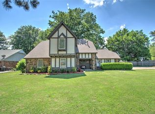 2709 Fort Davis Dr, Muskogee, OK 74403