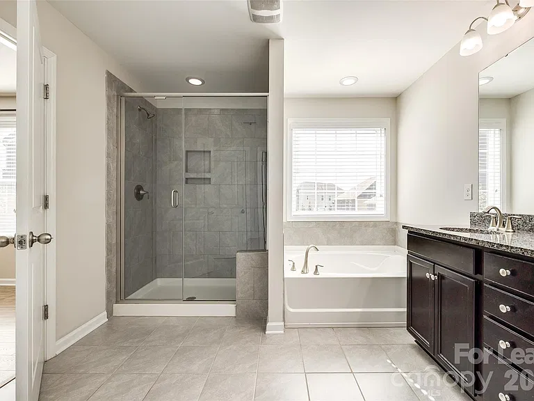 1412 Bramblewood Dr — Photo 25