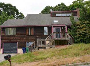 54 Tivoli Ct, Warwick, RI 02886