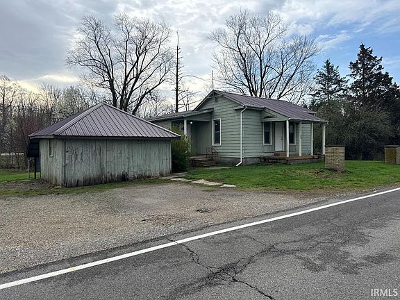 2nd image of 1214 E Bellmont Rd