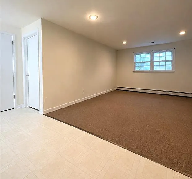 304 Loren Ct — Photo 17