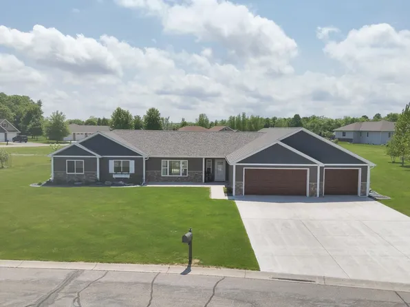 1932 Clear Creek Blvd, Detroit Lakes, MN 56501