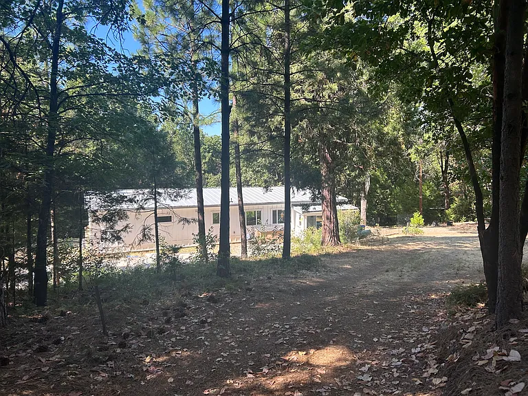 17347 Sunrise Rd — Photo 46