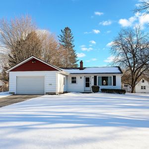 11 John Street, Madison, ME, 04950