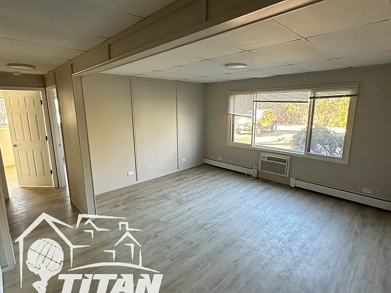 1101 Moreland St — Photo 2