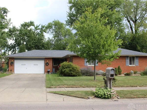 437 Wilson Park Dr, Dayton, OH 45449