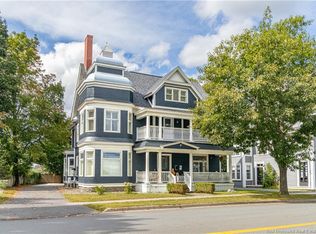 82 Waterloo Row, Fredericton, NB E3B1Y9