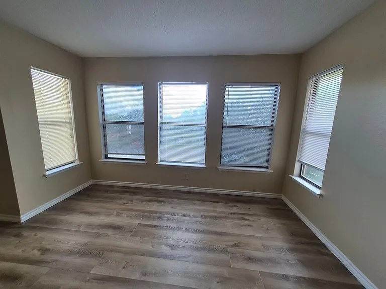 7314 Justino Trl — Photo 39