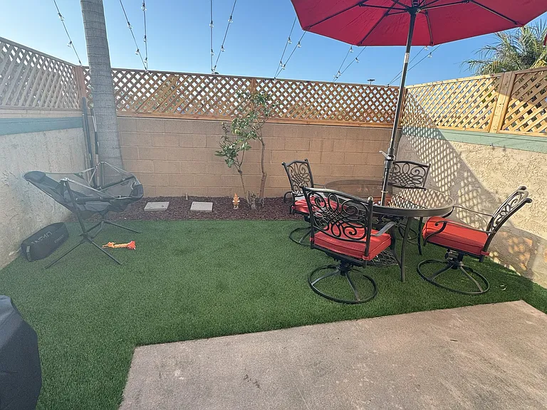 4572 W Point Loma Blvd — Photo 22