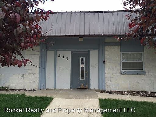 2nd image of 517 Oak St APT 2