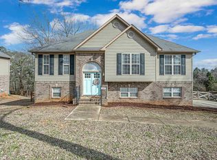 809 Blackjack Rd, Trussville, AL 35173