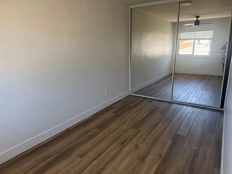 4542 Felton Ave — Photo 10
